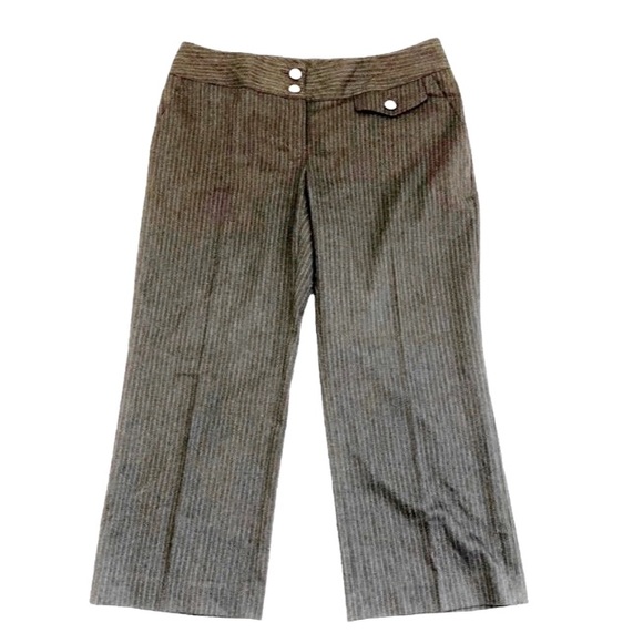 Michael Michael Kors Gray With Tan & Blue Pinstripe Cropped Dress Pants, Size 8 - Picture 3 of 15